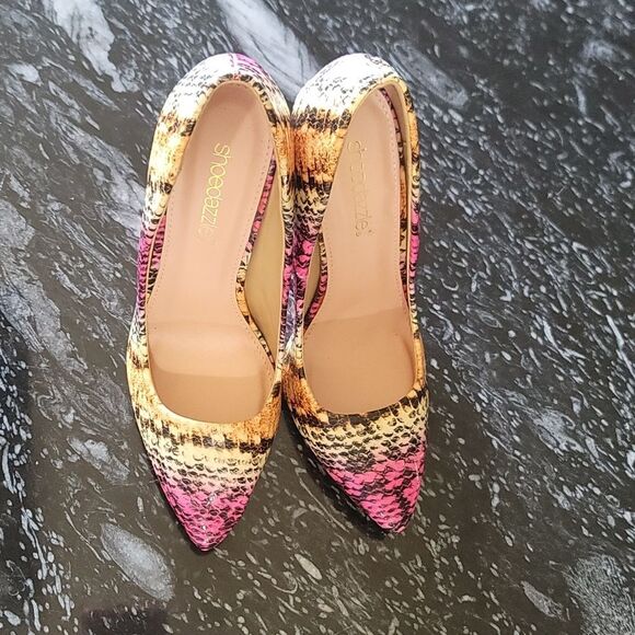 BRAND NEW SHOEDAZZLE STYLISH  MULTICOLOR STILETTO HEELS PUMP - Picture 2 of 16